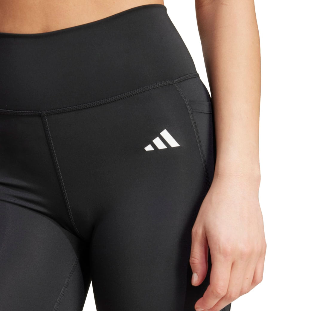 IT2281_7_APPAREL_On Model_Detail View 2_white